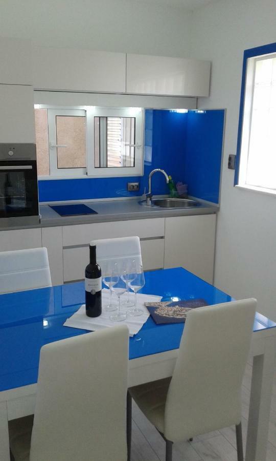 Mali Sjor Apartman Primošten Kültér fotó
